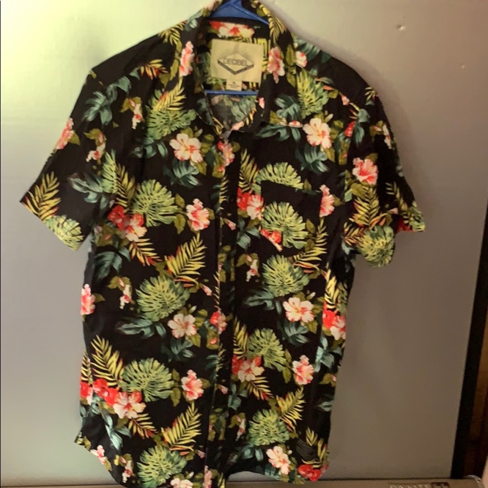 Decibel Button-up Collared Short Sleeve